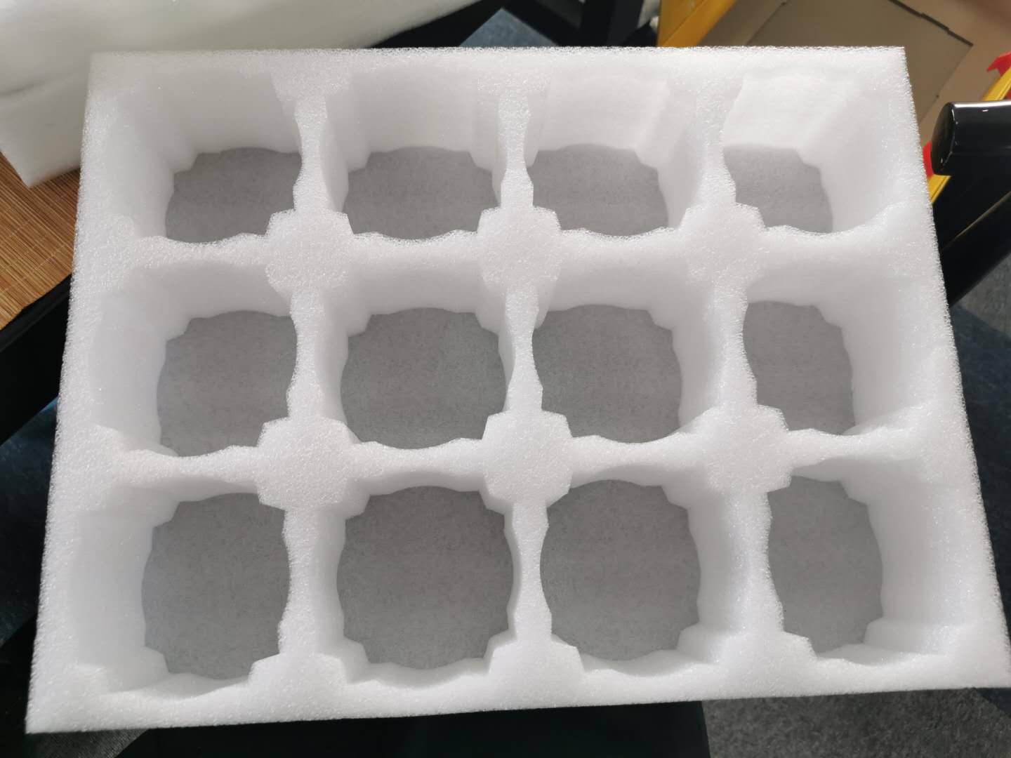 黃桃托只有防震的作用嗎？