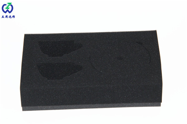 海綿的物性跟什么有關？