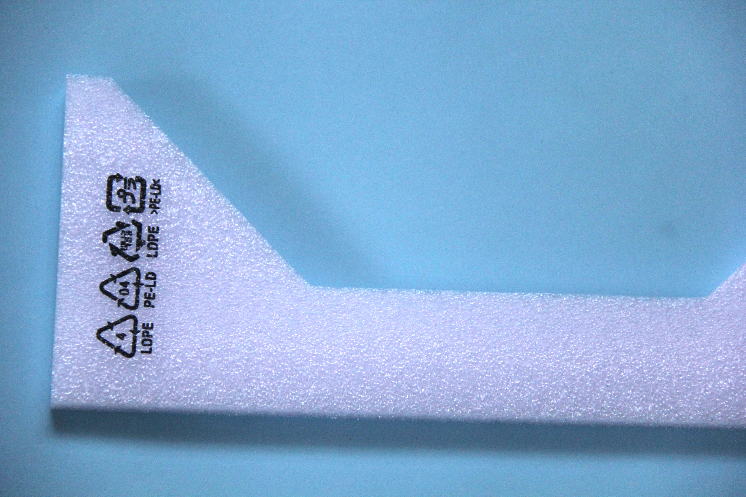 為什么越來(lái)越多的企業(yè)開(kāi)始使用珍珠棉內(nèi)襯？