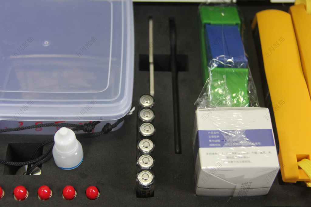 檢測(cè)儀器 EVA 內(nèi)襯：精密設(shè)備的全維度防護(hù)與分類(lèi)收納