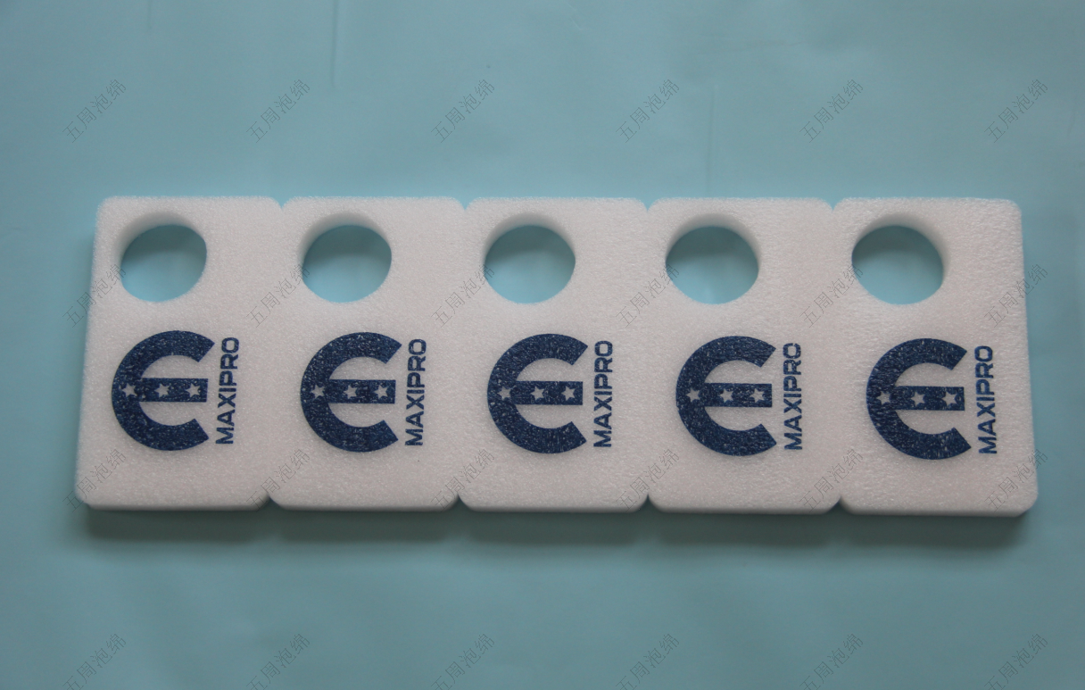 帶印刷標(biāo)識(shí)五孔珍珠棉分隔板：跨境小瓶裝產(chǎn)品的合規(guī)包裝方案