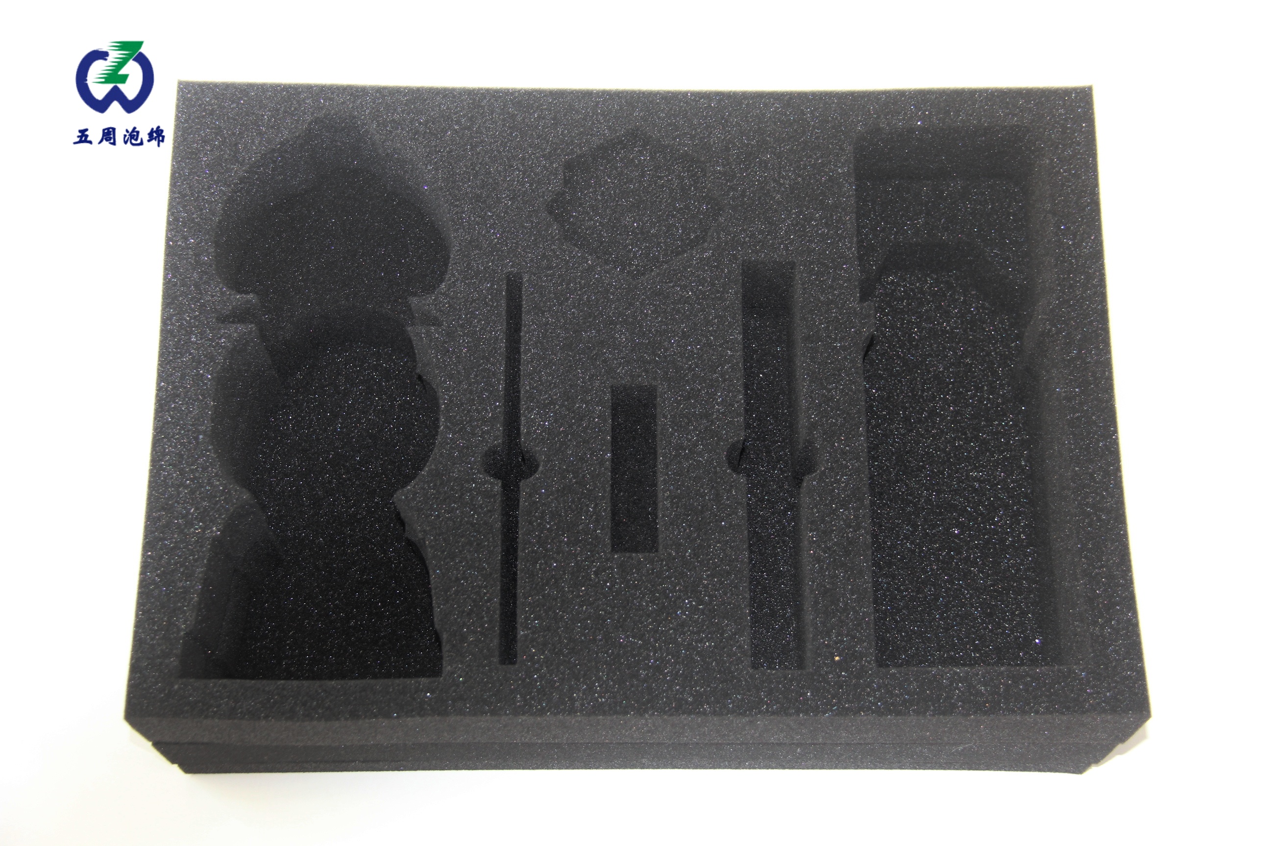 多部件組合設(shè)備海綿內(nèi)襯：異形配件的一體化防護(hù)艙