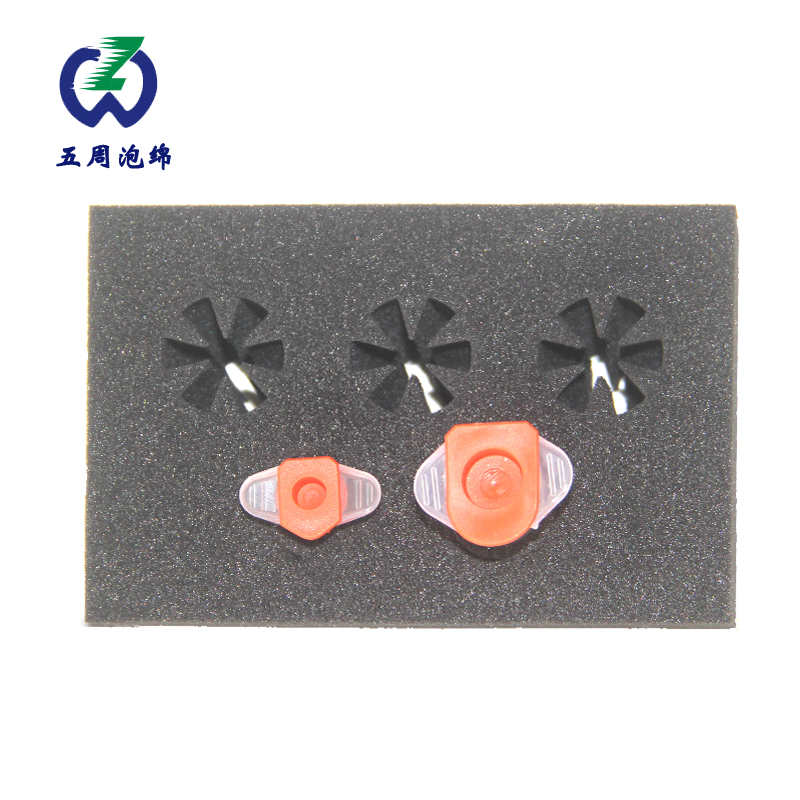 花朵形卡槽海綿內(nèi)襯：小型卡扣部件的 “防損固定托盤(pán)”